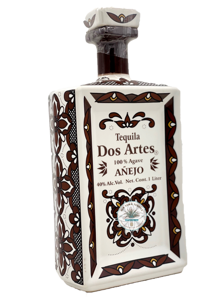 Dos Artes Anejo Tequila Art bottle 1 Liter